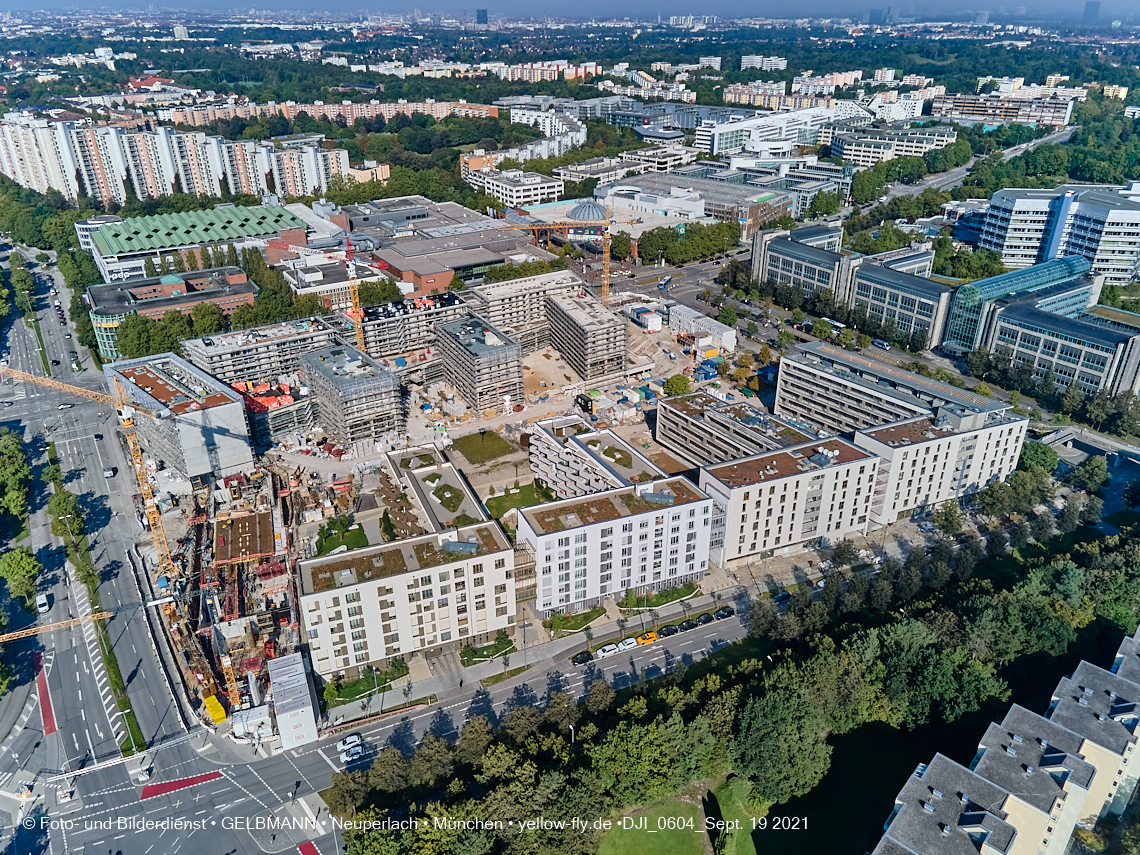 19.09.2021 - Perlach Plaza und Umgebung in Neuperlach 
